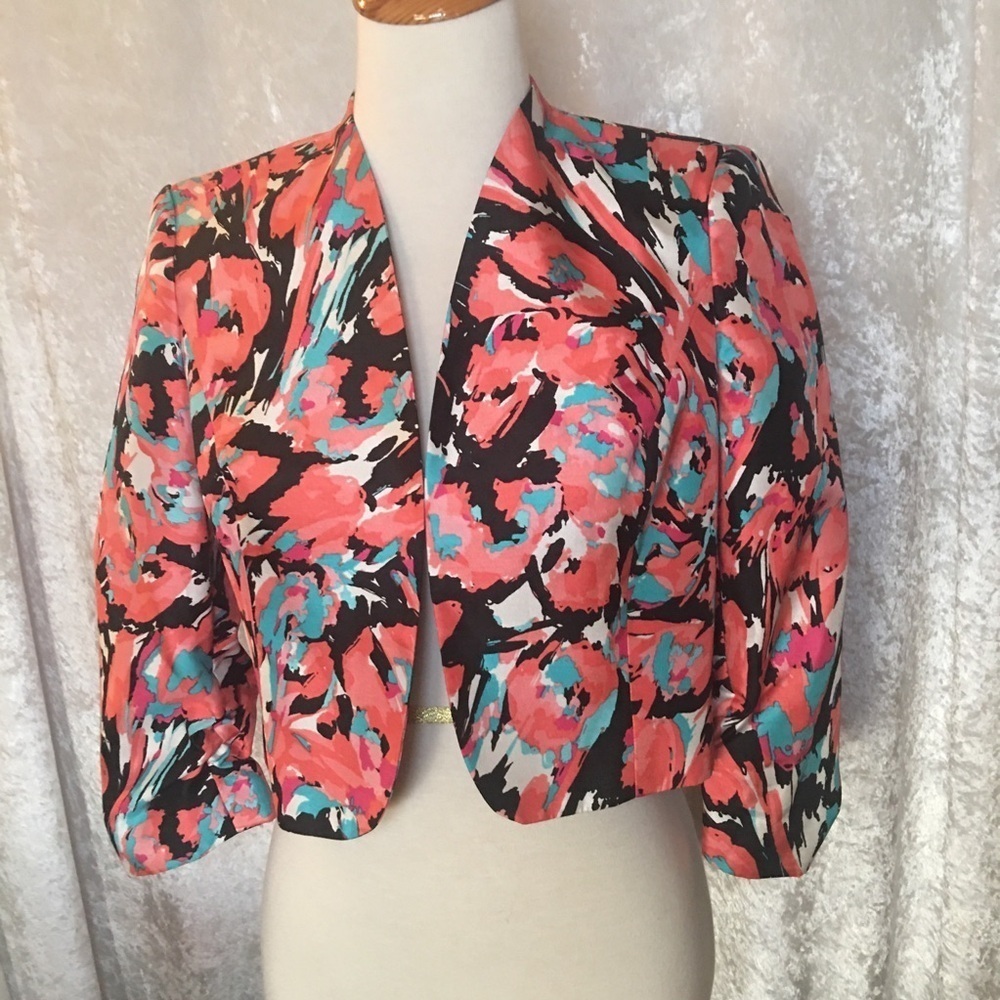Black Label cropped Blazer by Evan Picone Splat colors Size 4